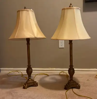 Set of 2 lamps with beige shades, View more