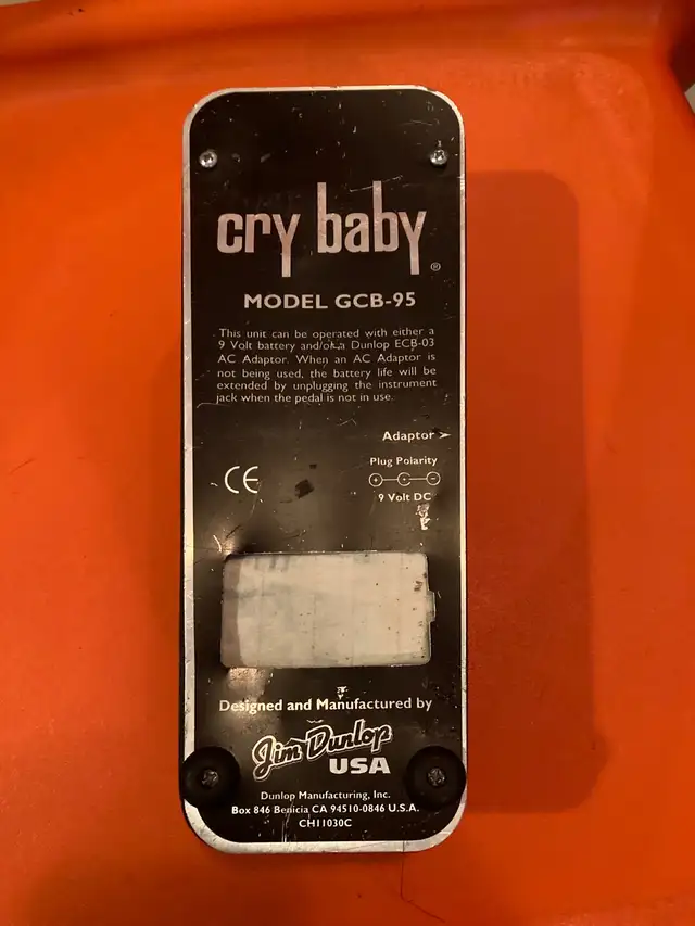 Crybaby Wah Pedal - GCB-95 in Guitars in City of Toronto - Image 7