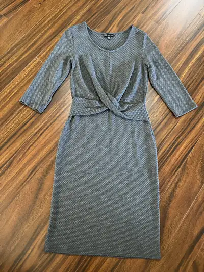 Carre Noir women’s size 10 dress – grey, stretch, twist front, View more