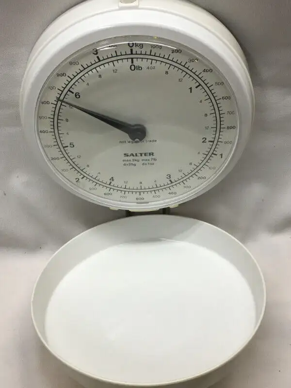 VINTAGE SALTER KITCHEN WALL SCALES in Arts & Collectibles in St. Catharines - Image 3