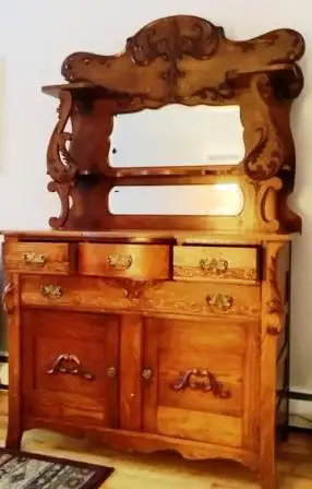 Buffet en chêne pour 250 $ !, View more