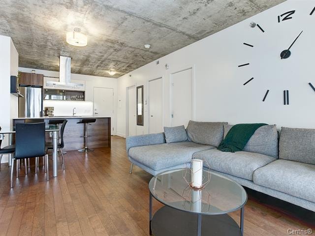 Spacieux condo 1 chambre et balcon avec vue! — photo 3