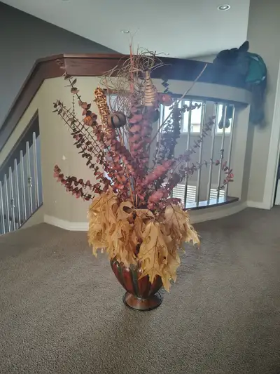 Decoration: Fake Flowers, View more