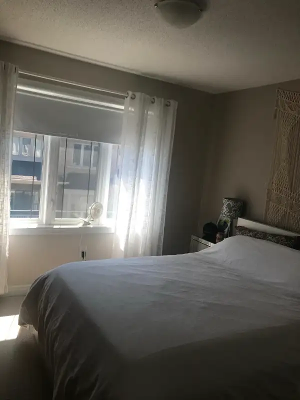 Stoney Creek townhouse for rent in Long Term Rentals in Hamilton - Image 8