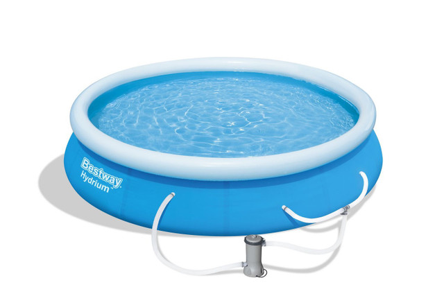 Bestway - Hydrium 12 ft (3.66 m) Outdoor Pool with pump in Hot Tubs & Pools in Burnaby/New Westminster - Image 2