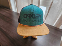 Oakley Factory Pilot Snapback Trucker Hat like new never worn