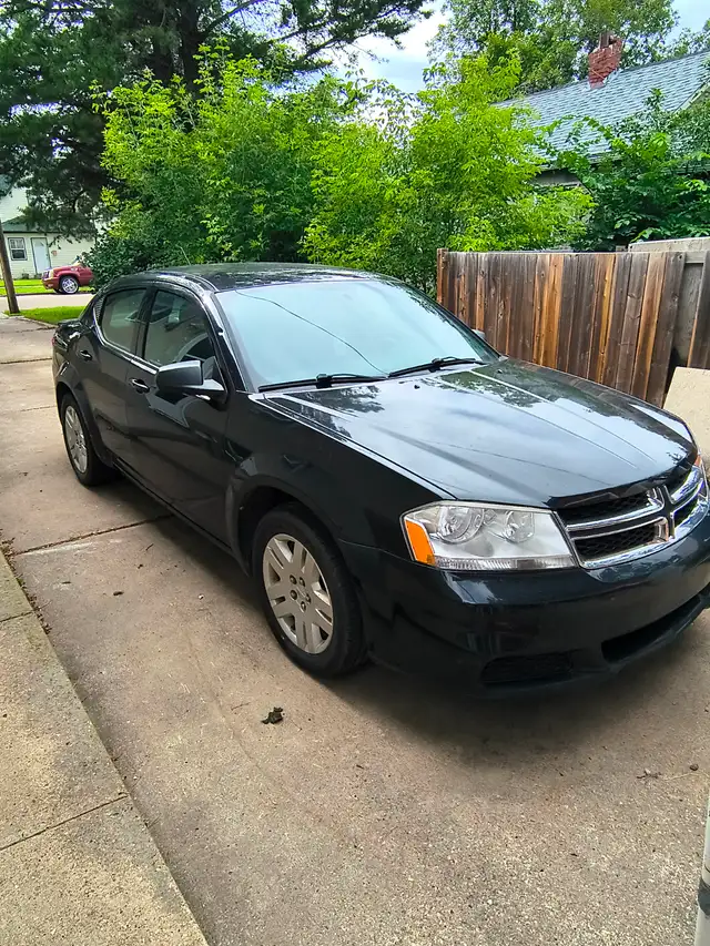 2013 Dodge avenger for sale $4200 obo