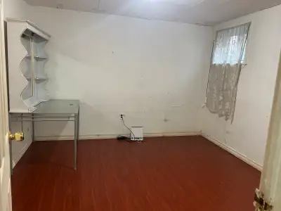 One bedroom for rent in the basement ( Scarborough)