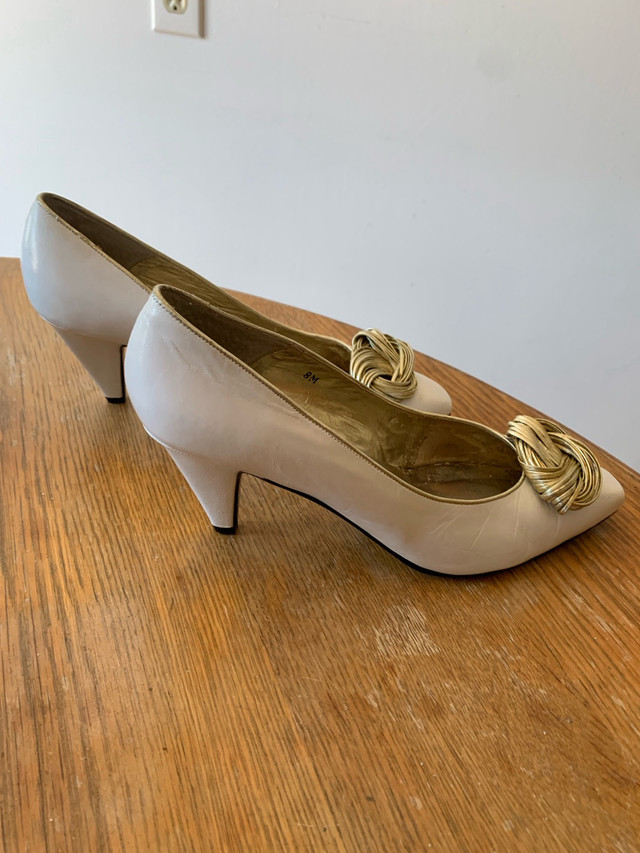 Shoes size 8M  in Women's - Shoes in La Ronge - Image 3