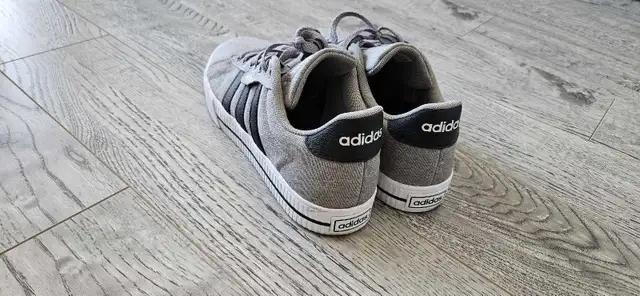 Adidas Men's Sneakers in Men's Shoes in Oakville / Halton Region - Image 6