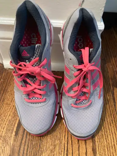 Adidas woman shoes size 7, View more