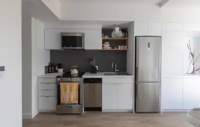 Welcome to 31 Queen street Dartmouth Nova Scotia! This beautiful 2 bedroom 1 bathroom apartment is l...