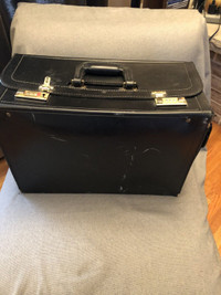 Vintage Salesman hard case with new lock