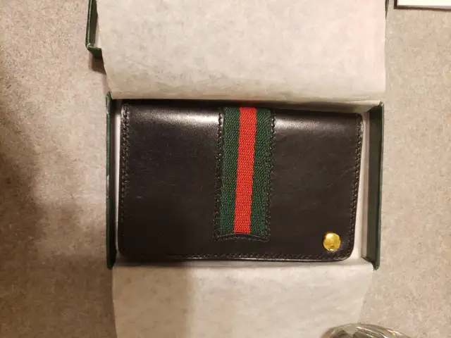 Genuine Gucci Italian Leather Cardholder in Men's in Kingston - Image 4