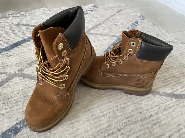 Timberland Boots in Kids & Youth in Markham / York Region - Image 3