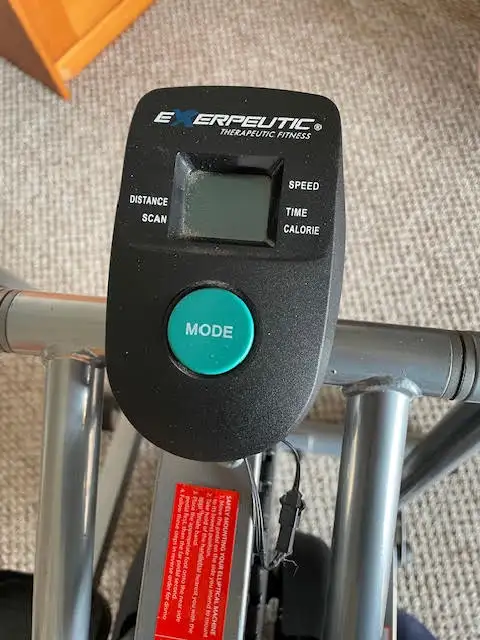 Air Elliptical Machine in Exercise Equipment in Trenton - Image 3