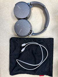 Sony wireless Headphones (NOISE cancelling, extra bass)