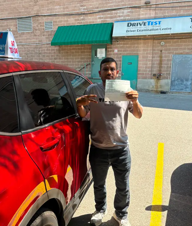 DRIVING INSTRUCTOR WITH SUV
