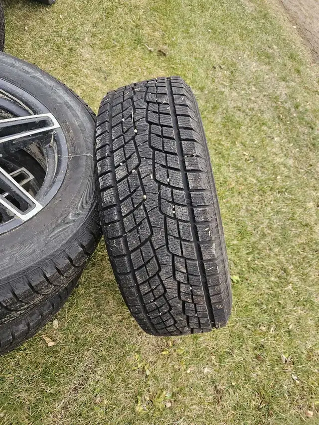 Santa Fe - Ready to go in Cars & Trucks in Regina - Image 9