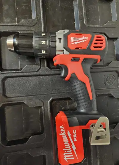Brand new Milwaukee M18 1/2" Hammer Drill 2607-20, View more