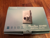 Camera Canon - works like a charm - like new too - will not resp
