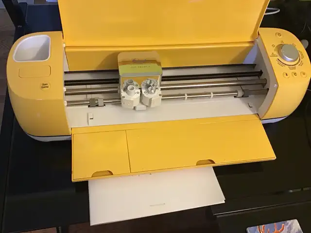 Cricut Explore Air 2 in Hobbies & Crafts in Barrie - Image 5