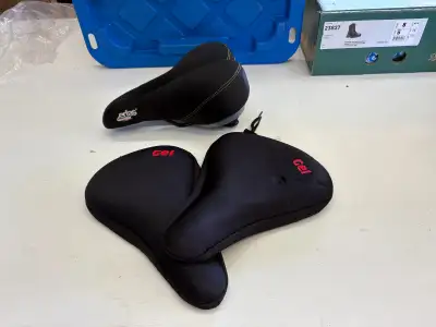 3 sièges de vélo (lot 21), View more