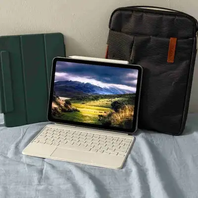 Ipad M3 128GB FULL SETUP (Pencil Pro and Magic Keyboard), View more