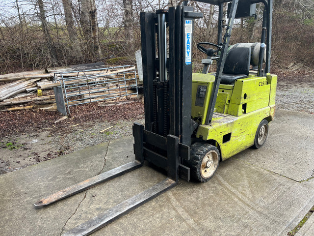 Clark 4000# Forklift. in Other Business & Industrial in Oshawa / Durham Region
