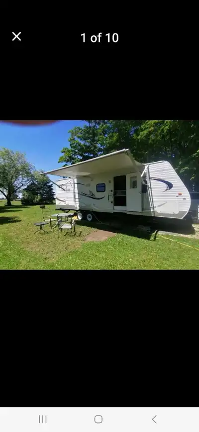 2012 Sunnybrook Sunset Series, model RB 279 (made by Winnebago). Feb. 2026 - Roof shovelled. RV tech...