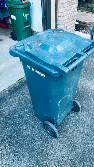 Sturdy 120L wheeled garbage bin in good used condition. Perfect for residential waste, yard waste, s...
