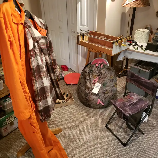 Gun Cases, Sling, Holsters, Decoys, Game Calls & MORE in Fishing, Camping & Outdoors in Ottawa - Image 5