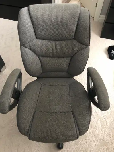 Office chair in grey cloth 