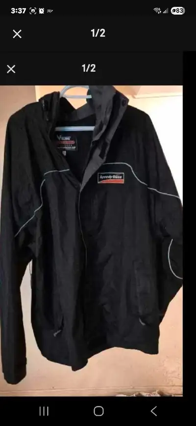 Stay dry and comfortable with this Viking Torrent Tri-Zone black rain jacket, size 3XL. It's in good...