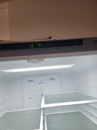 Réfrigérateur/Fridge en très bon état 