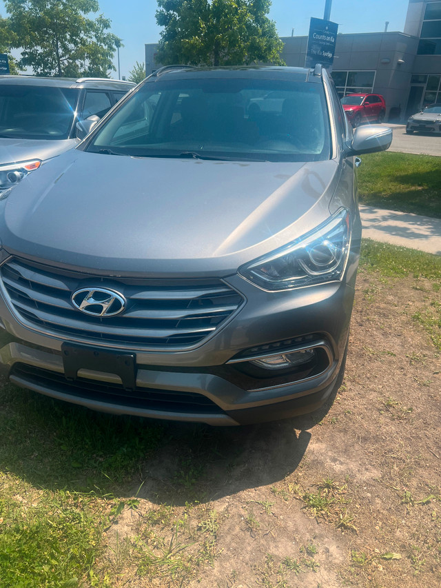 2018 HYUNDAI SANTAFE 5 Seat Luxury in Cars & Trucks in City of Toronto - Image 2