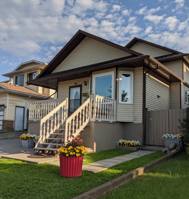 Legal basement suite, free parking, Long Term Rentals Calgary Kijiji