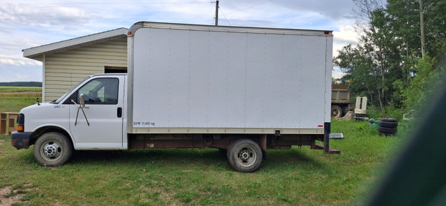 14 ft Cube Van for Sale in Cars & Trucks in Edmonton
