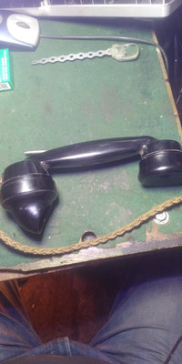 1930s -1950s Vintage handset and cable 