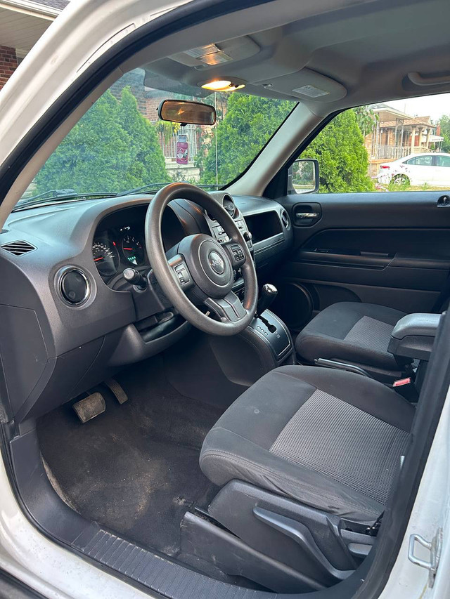 jeep patriot  in Cars & Trucks in City of Toronto - Image 4