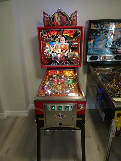 Has original playfield with slight wear. New flipper contacts & new plunger. All LED lights. Cabinet...