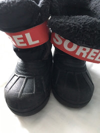 Sorel winter boots, kids size 10 US
