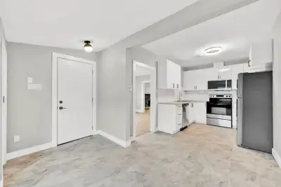 Beautifully renovated house available July 1 in the heart of Bedford! 2 Bedrooms 1 Full Bath Sound I...