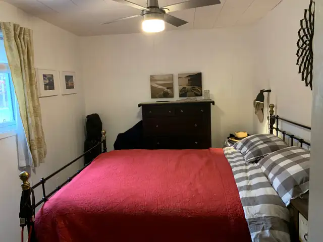 5 Bdrm Waterfront Cottage: Great Fishing and Swimming in Ontario in Canada - Image 6