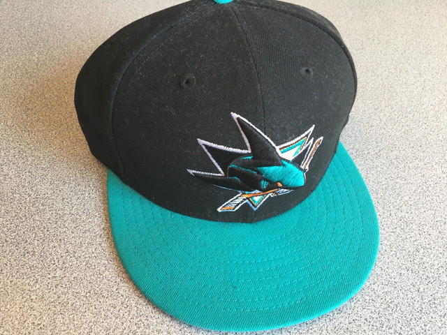 NHL San Jose sharks new era 59 fifty ball cap hat in Arts & Collectibles in Gatineau - Image 2