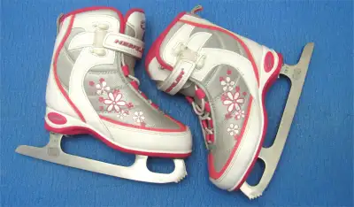 NEW Kid's SKATES Size-Y12 (Inner Length-19cm/7.5'') DWIGHT, View more