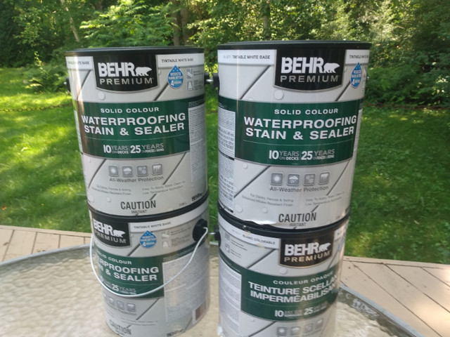 For sale Behr's deck and post solid stain, light cedar. in Decks & Fences in Barrie