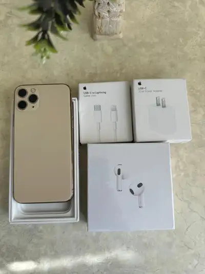 iPhone 11 Pro 64GB – Full Bundle: **AirPods/Charger/Delivery**, View more