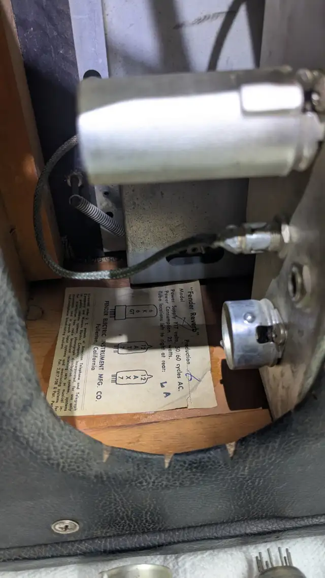 Fender reverb in Amps & Pedals in West Island - Image 7