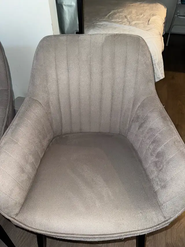 Furniture and car seats cleaning in Chairs & Recliners in Mississauga / Peel Region - Image 3